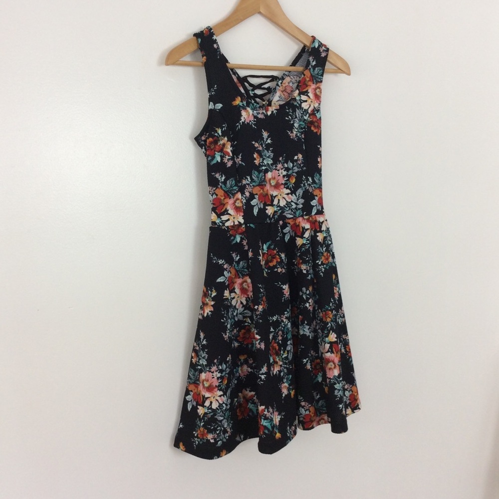 Jessica Simpson Dress Jayne Black Floral Sleeveless - Picture 3 of 8